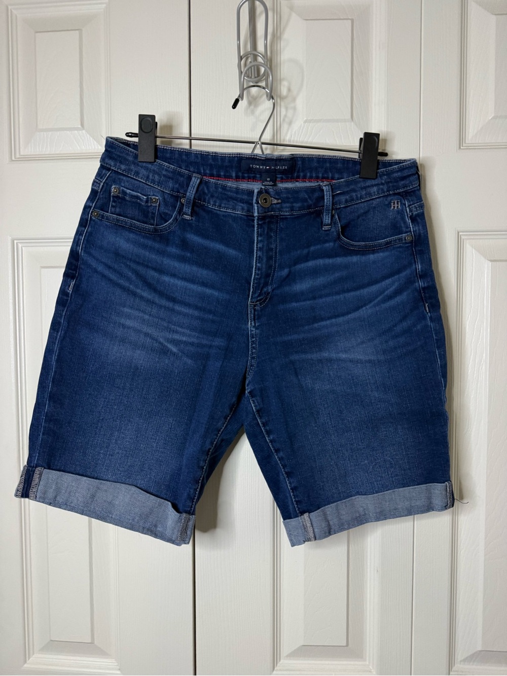 Tommy Hilfiger Women’s Dark Blue Denim Bermuda Shorts